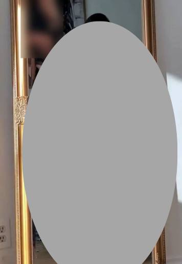 Có thể là hình ảnh về đồng thau