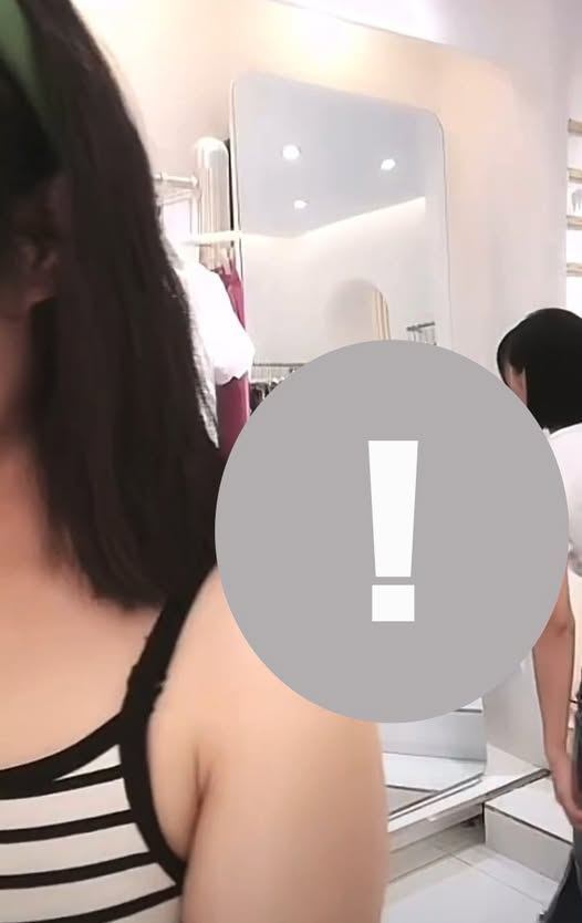 No photo description available.