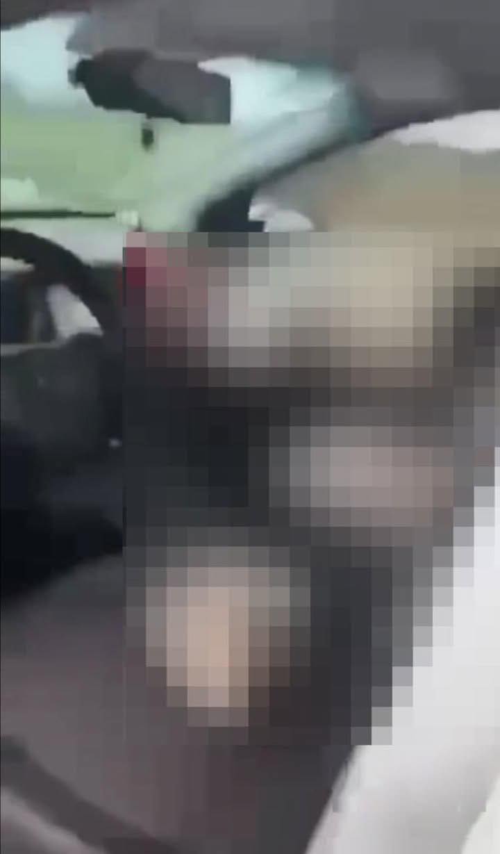 No photo description available.