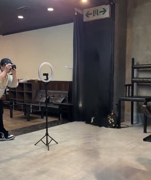 No photo description available.