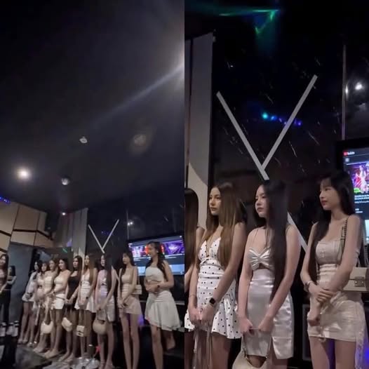 No photo description available.