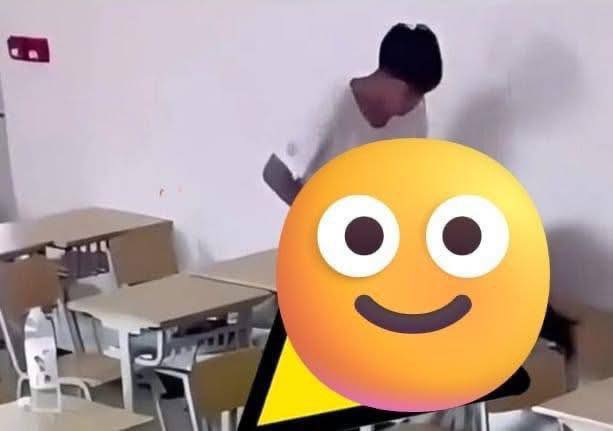 Có thể là hình ảnh về văn bản