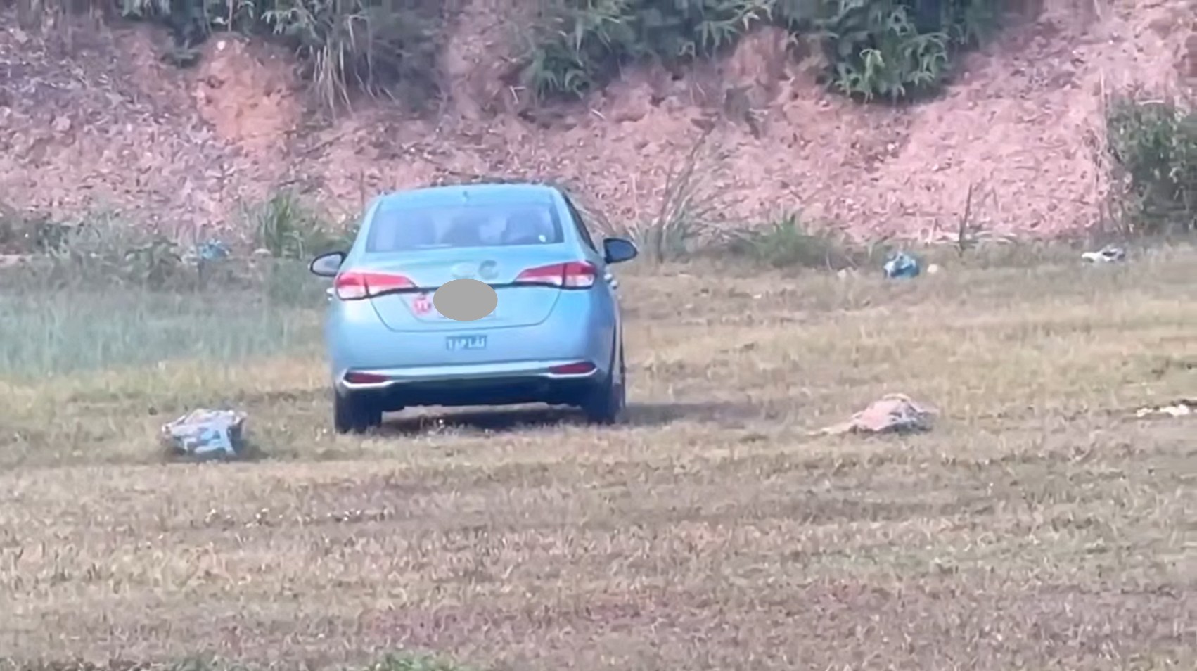 May be an image of skeet shooting