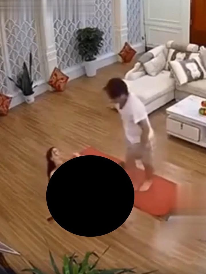 No photo description available.