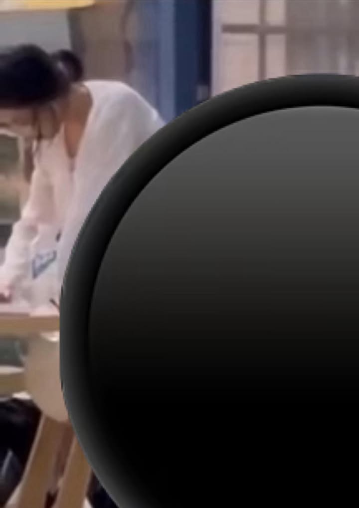 No photo description available.