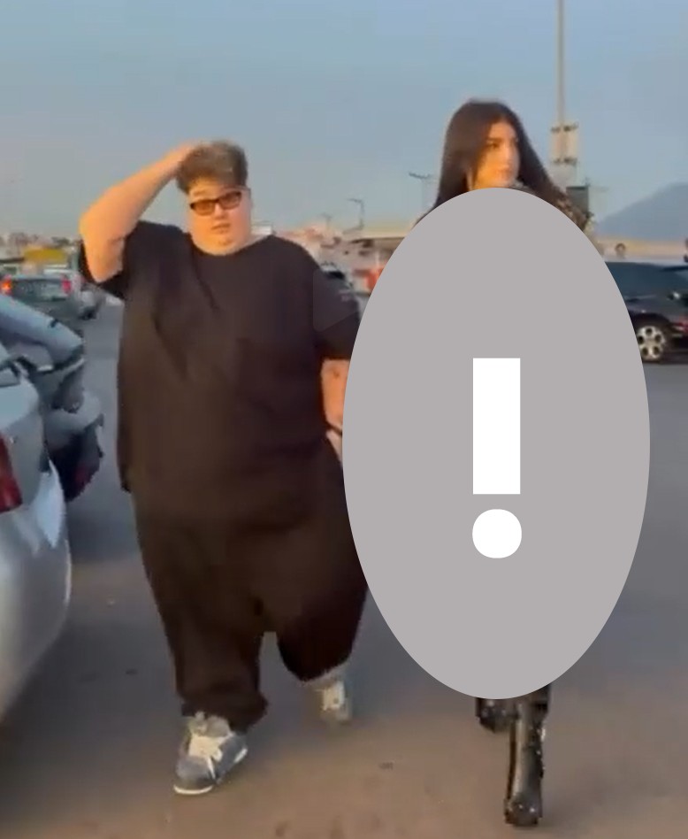 No photo description available.