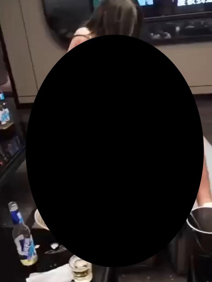 No photo description available.