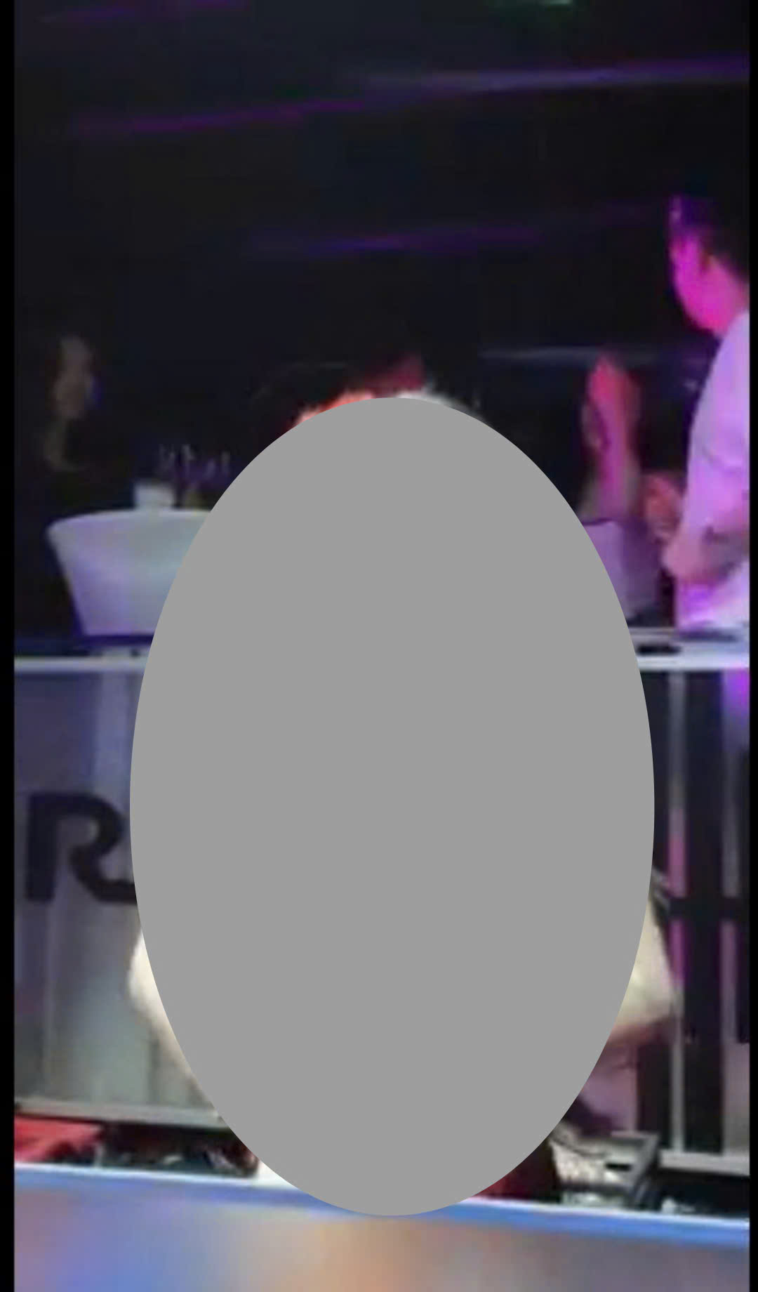 No photo description available.