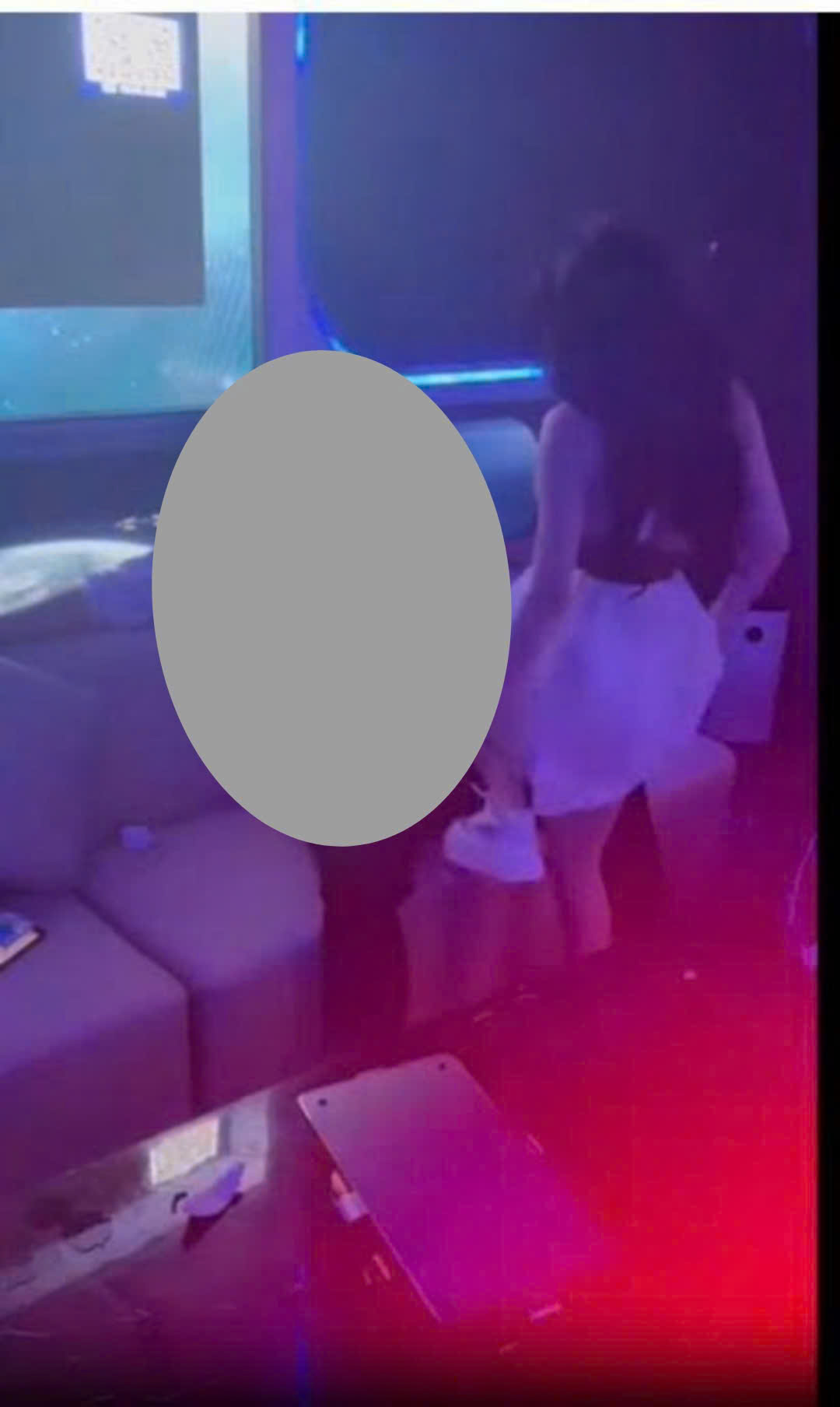 No photo description available.