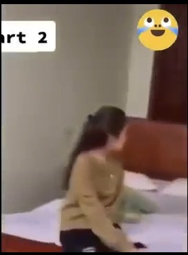 May be an image of slow loris and text that says 'rt2 rt 2'